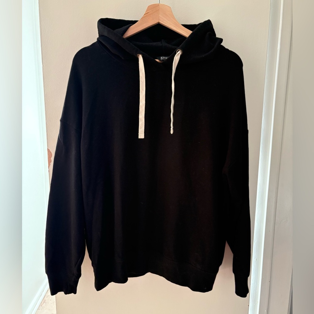 Buffalo David Bitton black pullover hoodie with white draw strings. Medium